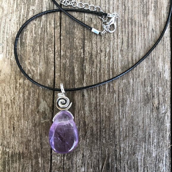 Jewelry - Amethyst necklace for spiritual growth & serenity